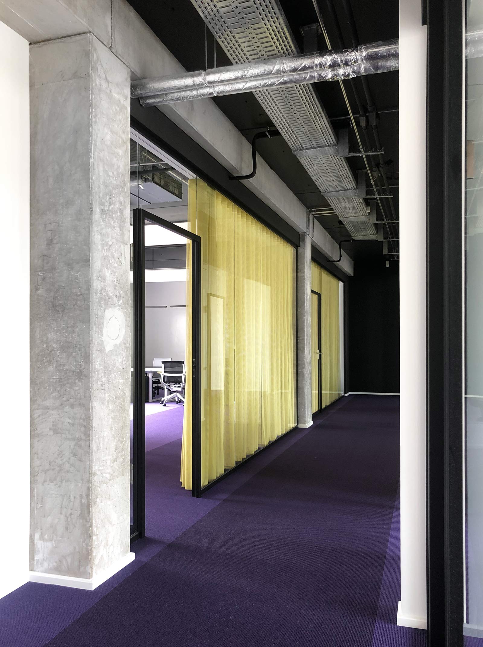 Komplementerfarbe, Office Design, Brand Space, Vitra, Kvadrat, Punct Object